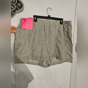 ❤️5 For 25😍 Old Navy comfy shorts gray and white stripes size xlarge GUC